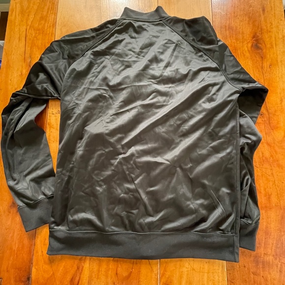 COPY - RVCA Full Zip Warm-up Jacket - Picture 2 of 6